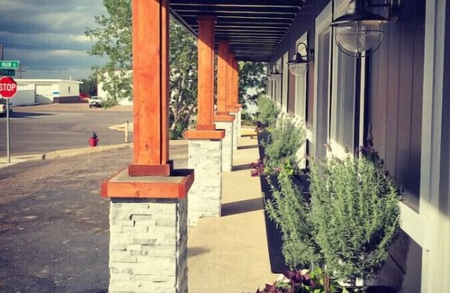 Santa Rita Apartment | Cut Bank Suite #2 near Glacier National Park!n