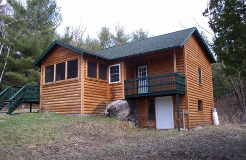 Wilmington House | Cute Cabin with Hot Tub on 18 acres Near Whiteface & Adirondack Wildlife Refuge