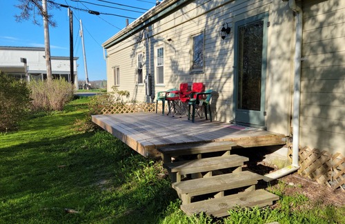 Searsport House | Cute cape with gorgeous ocean views