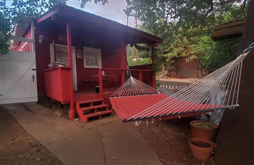 Julian House | Cute, Cozy and Charming Cabin - In the Heart Of Julian Historic Town