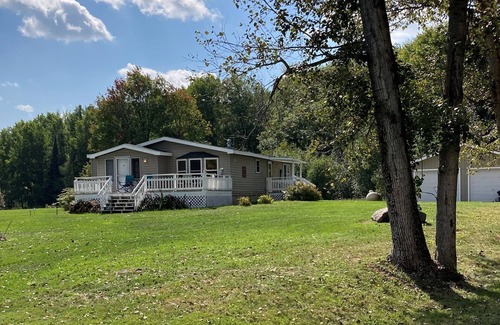 Hale House | Cute Home on many acres with access to ponds and lake