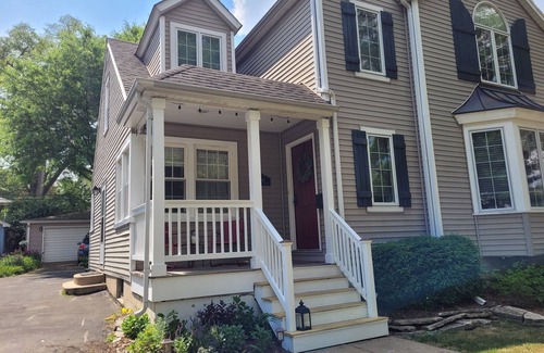 Downers Grove House | Cute House in Downers Grove