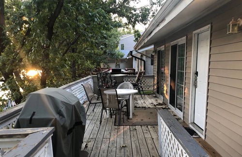 Lake Ozark Cabin | Cute Lakefront 4bd 2 bath duplex cabins Bothsides : Special: Total 449 pr nite!
