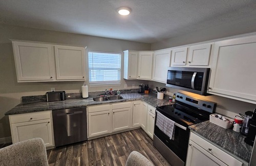 Wilmington House | Cute New Const Wilmington Ranch