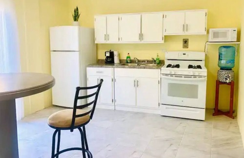 Lomas de Valle Verde Apartment | Cute one bedroom rental with garage parking!