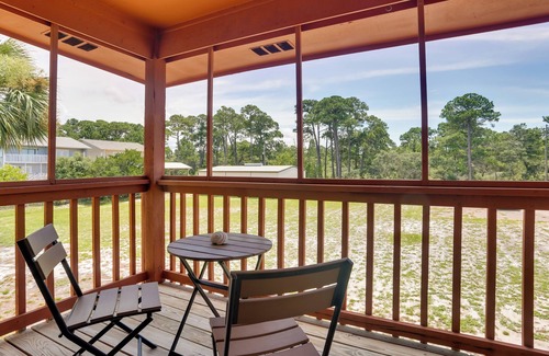 West Panama City Beach Condo | Cute PCB Condo by Lake Powell w/Pool Access!