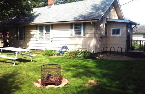 Crosby House | CUYUNA - BIKE RACK COTTAGE