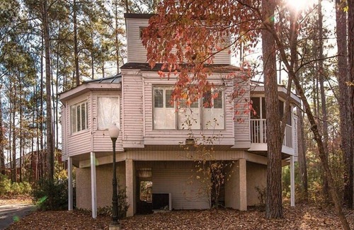 Villa Rica Condo | CW Villas at Fairfield |2BR/2BA King Balcony Suite