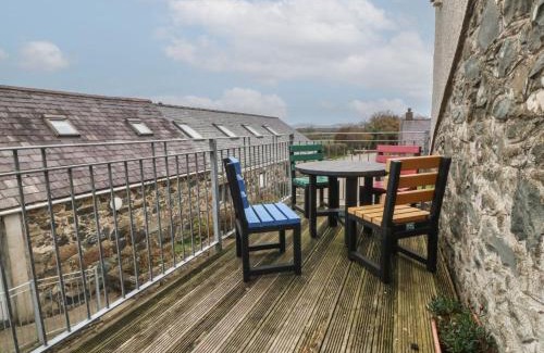 Rhyd-y-clafdy Apartment | Cwellyn