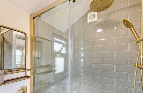 Llanfair Caereinion House | Cwt Eithin in the beautiful Welshpool