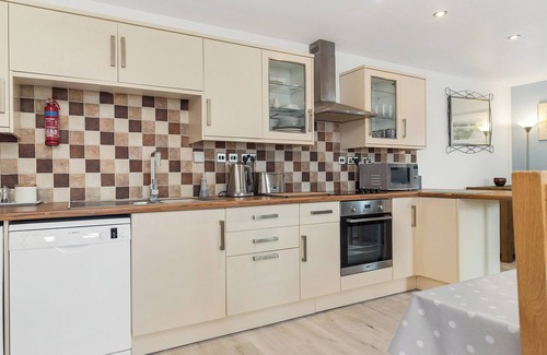 Laugharne Cottage | Cwtch @ Forge Cottage