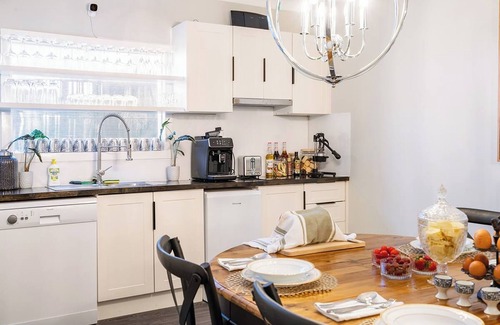 Urangan Bed & Breakfast | Cypress BnB