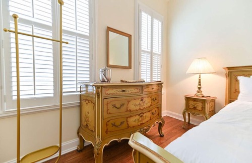 Edenton Bed & Breakfast | Cypress Room - Granville Queen Inn, Downtown Historic Edenton