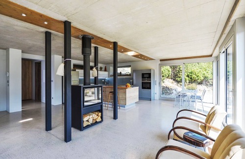Stara Rise House | Czech It Out sleeps up to 4, bedroom 1, bathrooms 2