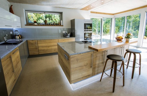 Stara Rise House | Czech It Out sleeps up to 4, bedroom 1, bathrooms 2
