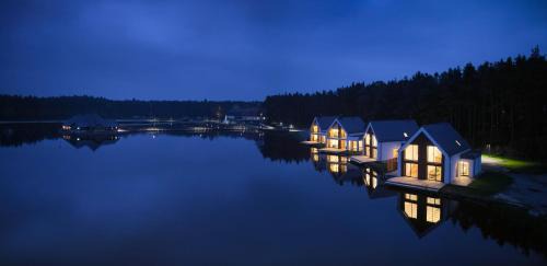 Narol Resort | Dębowy Dwór