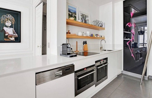 Pigalle Apartment | D'aumale I Spacious 3 Bedroom Apartment in the 9th