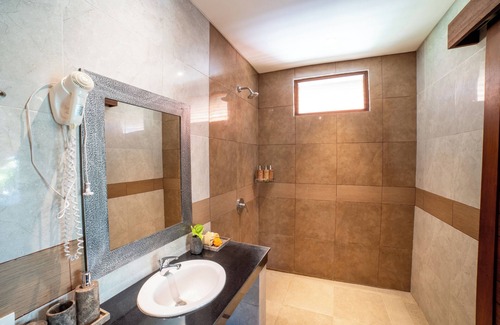 Jungut Batu Bed & Breakfast | D'Puncak Villas Lembongan