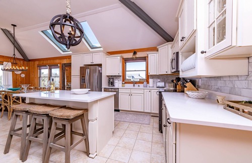 Duck House | D0283 Duck Diamond, 125 Yards to Beach, Community Pool,Ocean Views