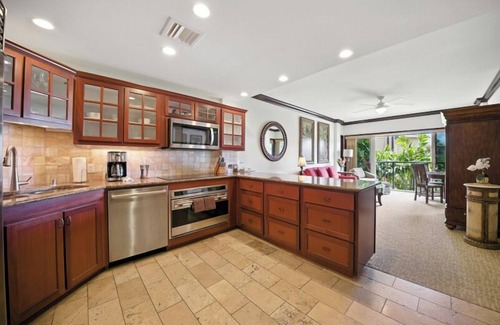 Wailua Condo | D312 - Ocean & Pool View Suite, Amazing Location, Centrally Located & Stunning!