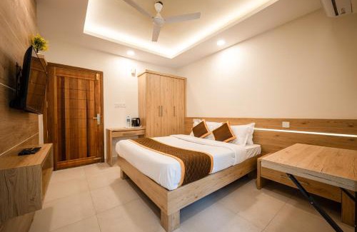 Guruvayur Apartment | Daan Temple Inn