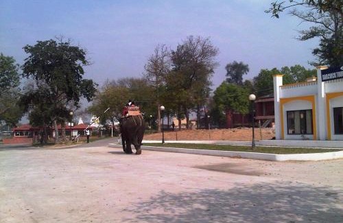 Palwal Hotel | Dabchick Tourist Resort