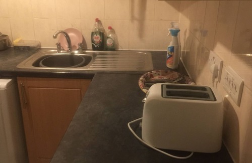 Hendon House | DACH Property 3 Bed property In Hendon