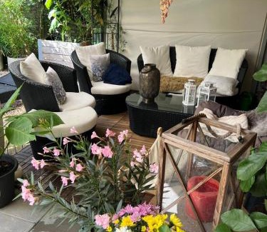 Elgg House | Daianas Corner