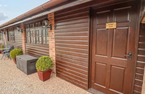 Pershore House | Dairy Barn
