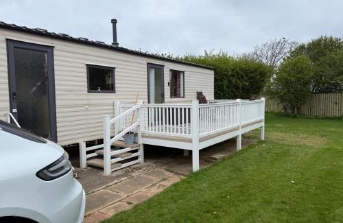 Withernsea House | Daisy Lodge Lilac Grove 3