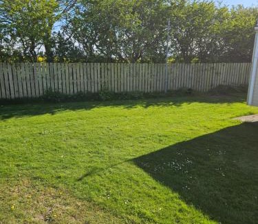 Withernsea House | Daisy Lodge Lilac Grove 3