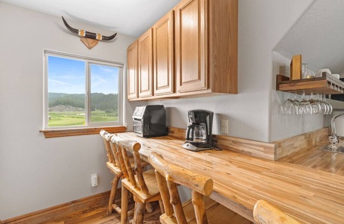 Rapid City House | Dakota Cabin:1 mi. Sheridan Lake