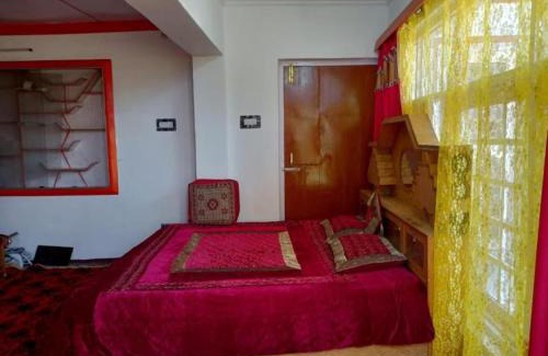 Srinagar House | Dal Point View
