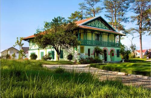 Phuong 10 Hotel | Dalat Cadasa Resort