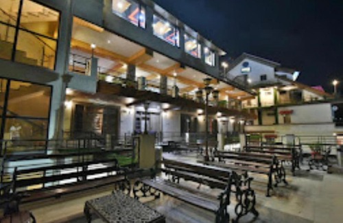 Banikhet Hotel | Dalhouse Valley Banikhet
