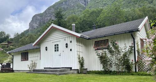 Dalsbygda House | Dalhus - House with jacuzzi