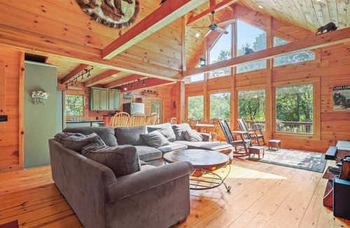 Lake Lure Cabin | Dancing Falls Lodge: Overlooks Dirty Dancing Scene: Stream/Pond/Fire Pit/Hot Tub
