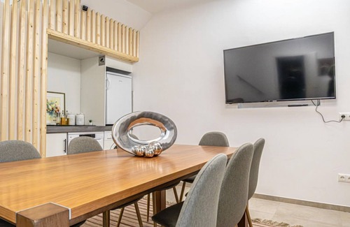 Krems an der Donau Apartment | Danube Delight: Cozy - Room. - Near the River