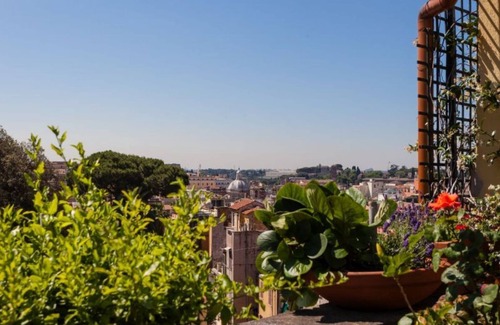Repubblica Apartment | Daphne Terrace Penthouse Suite