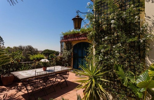 Repubblica Apartment | Daphne Terrace Penthouse Suite