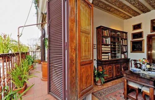 Repubblica Apartment | Daphne Terrace Penthouse Suite