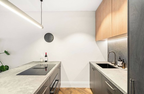 Surry Hills Apartment | Darlinghurst Hub, your home from home.