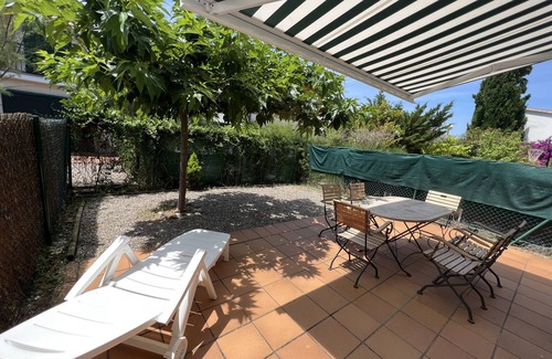 Mas Pinell Ski Chalet | Daró 3D 31 - 150m from the beach, pool