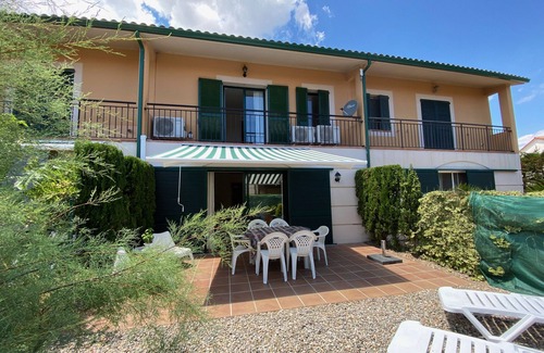 Mas Pinell Ski Chalet | Daró 3D 37 - A/C, pool and 150m from the beach