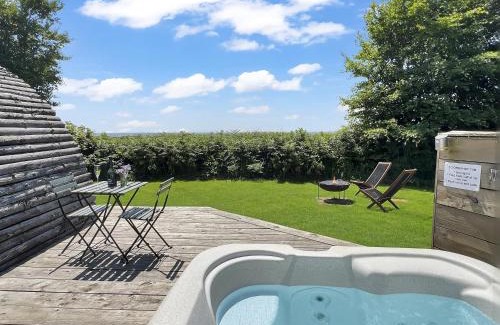 Brayford House | Dartmoor View Log Cabin near North Molton