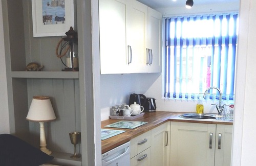 Dartmouth Ski Chalet | Dartmouth Chalet Holidays-Happy Days,Devonly Days