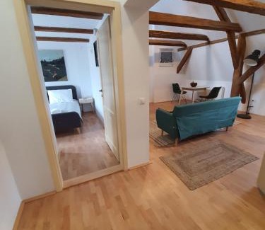 Cisnadie Apartment | dasHaus