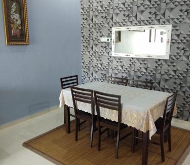 Kampung Balai Besar House | Davallia Homestay