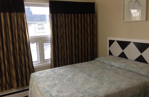 Paris Hotel | Davidson Motel