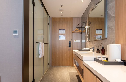 Jing'an Hotel | Dayin Hotel (Shanghai People's Square & Suzhou River Branch)